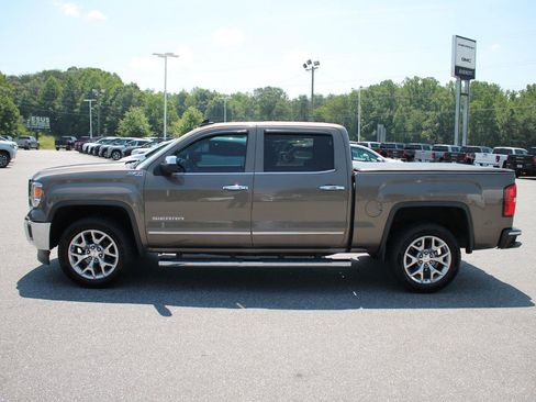Used 2015 GMC Sierra 1500 SLT w/ SLT Crew Cab Value Package AWD/4WD image 5