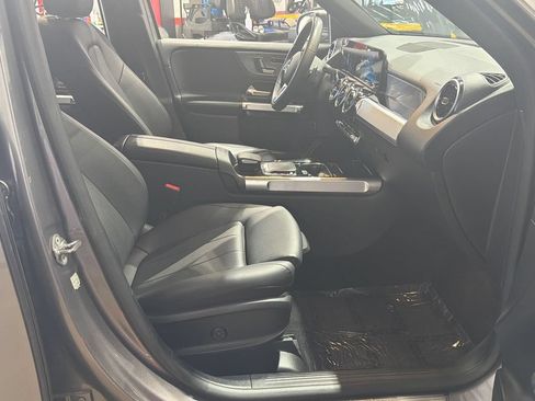 Used 2022 Mercedes-Benz GLB 250 4MATIC image 75