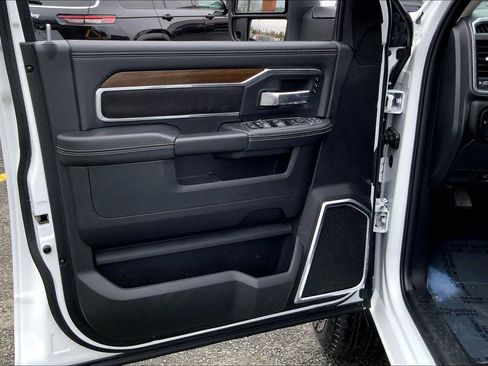 Certified 2024 RAM 2500 Laramie image 19