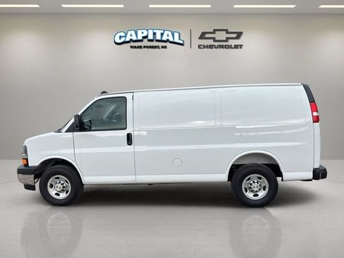 New 2025 Chevrolet Express 2500 w/ Driver Convenience Package RWD image 10