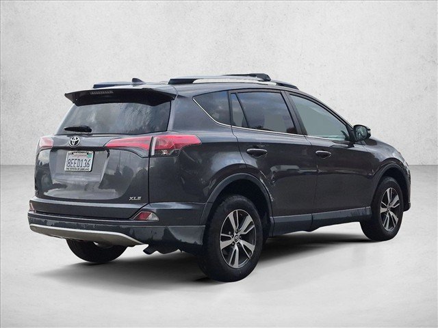 Used 2018 Toyota RAV4 XLE FWD image 5