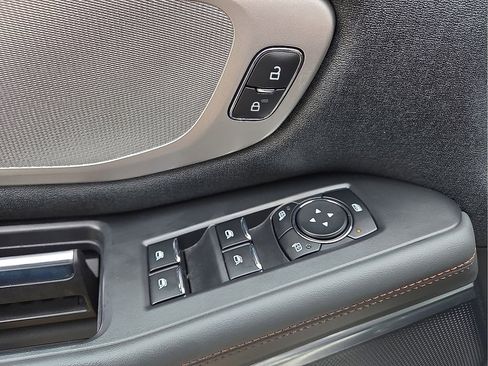 Used 2025 Ford Expedition Active image 22