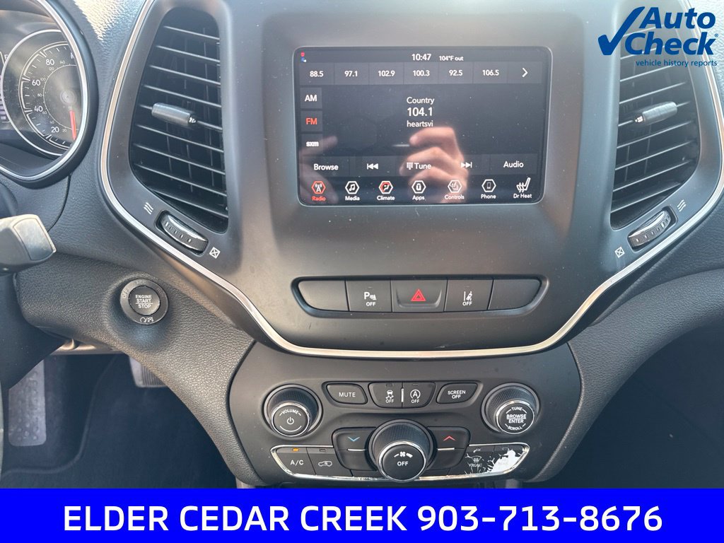 Used 2021 Jeep Cherokee Latitude Plus FWD image 21