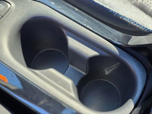 Used 2020 Toyota Corolla SE w/ SE Premium Package image 35