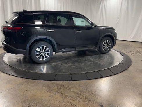 Certified 2025 INFINITI QX60 Pure image 2