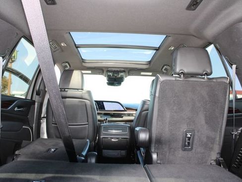 Used 2023 Cadillac Escalade Premium Luxury AWD/4WD image 49