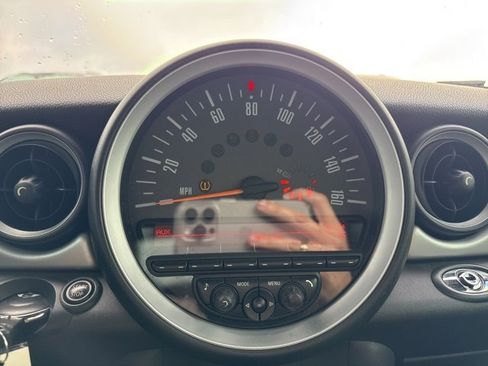 Used 2015 MINI Cooper Convertible image 19