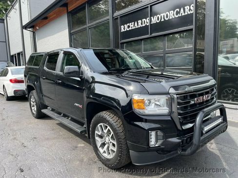 Used 2022 GMC Canyon AT4 w/ Trailering Package AWD/4WD image 2