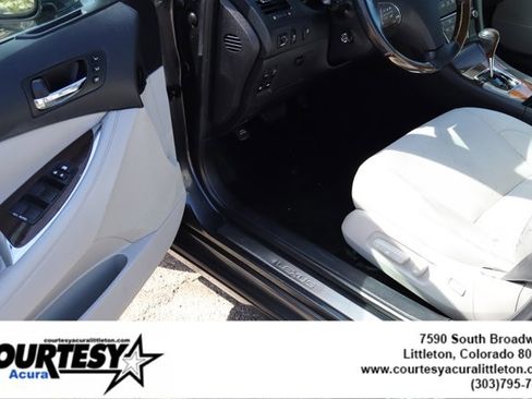 Used 2011 Lexus ES 350 image 22