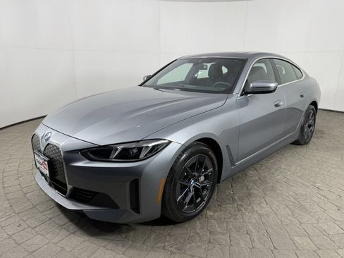 Used 2025 BMW i4 xDrive40i AWD/4WD image 3