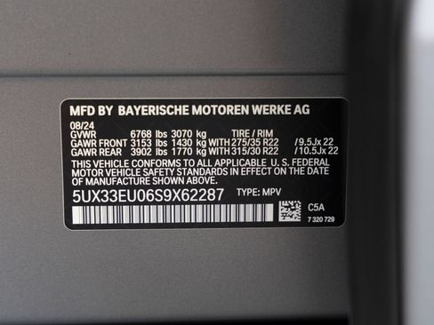 Used 2025 BMW X5 M60i AWD/4WD image 39