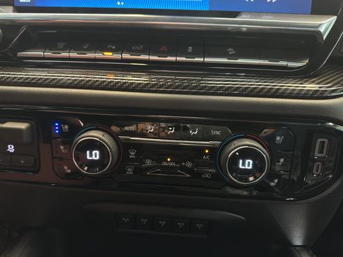 New 2025 Chevrolet Silverado 2500 LTZ w/ LTZ Premium Package image 26