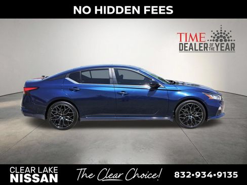 Used 2020 Nissan Altima 2.5 SR w/ Premium Package FWD image 8