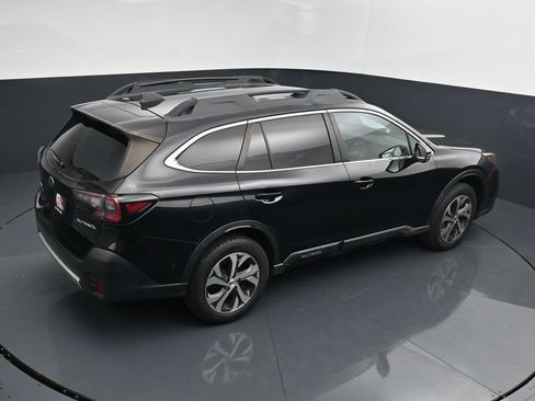 Used 2020 Subaru Outback Limited AWD/4WD image 16