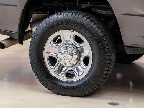 Used 2019 RAM 2500 Tradesman w/ Chrome Appearance Group image 47