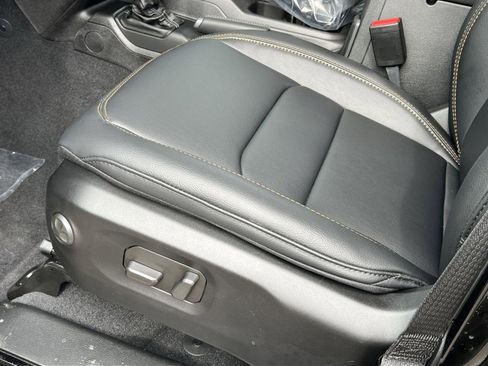 New 2025 Jeep Wrangler Sahara w/ Dual Top Group image 8