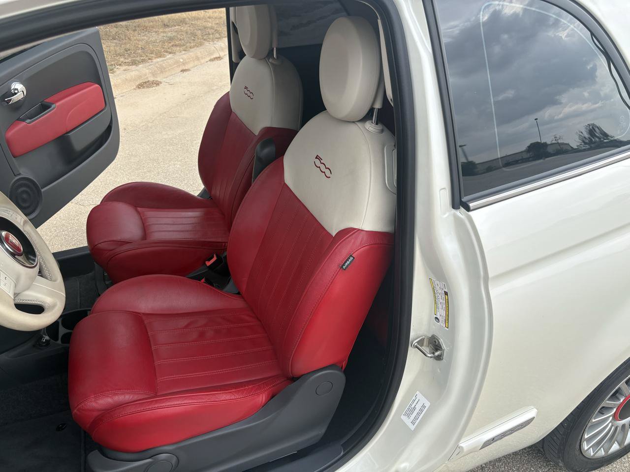 Used 2012 FIAT 500 Lounge w/ Luxury Leather Pkg FWD image 42