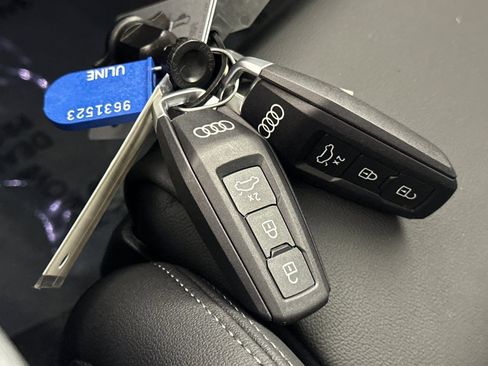 Used 2025 Audi A5 2.0T Premium Plus w/ Premium Plus image 24