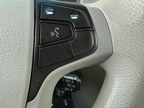 Used 2012 Toyota Sienna LE FWD image 29