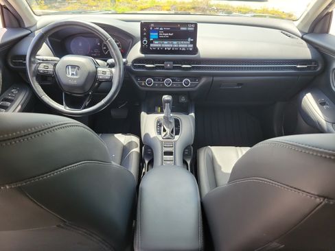 Used 2025 Honda HR-V EX-L image 16