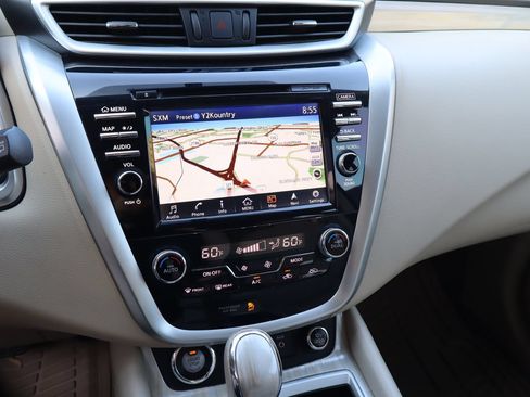 Used 2018 Nissan Murano SV w/ Premium Package FWD image 7