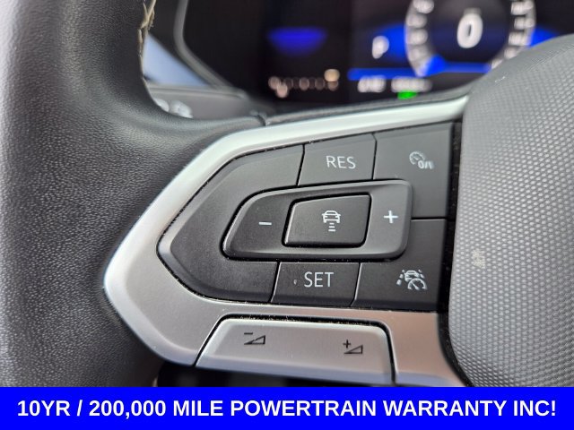 Used 2023 Volkswagen Taos SE w/ Panoramic Sunroof Package FWD image 20