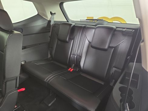 Used 2018 Volkswagen Atlas SE FWD image 13