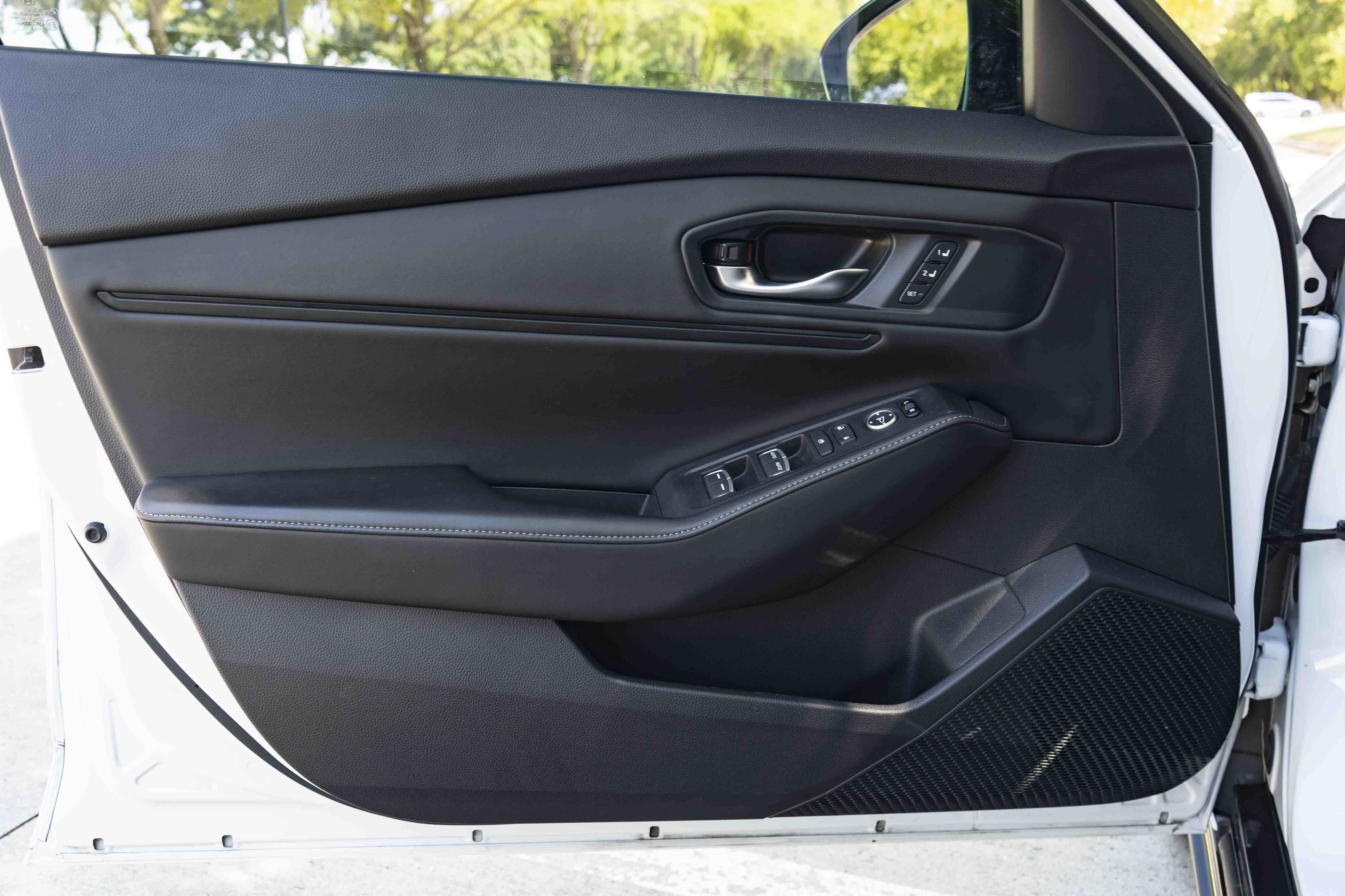 Used 2023 Honda Accord Sport image 37