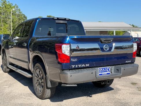 Used 2018 Nissan Titan Platinum Reserve w/ Platinum Utility Package AWD/4WD image 10