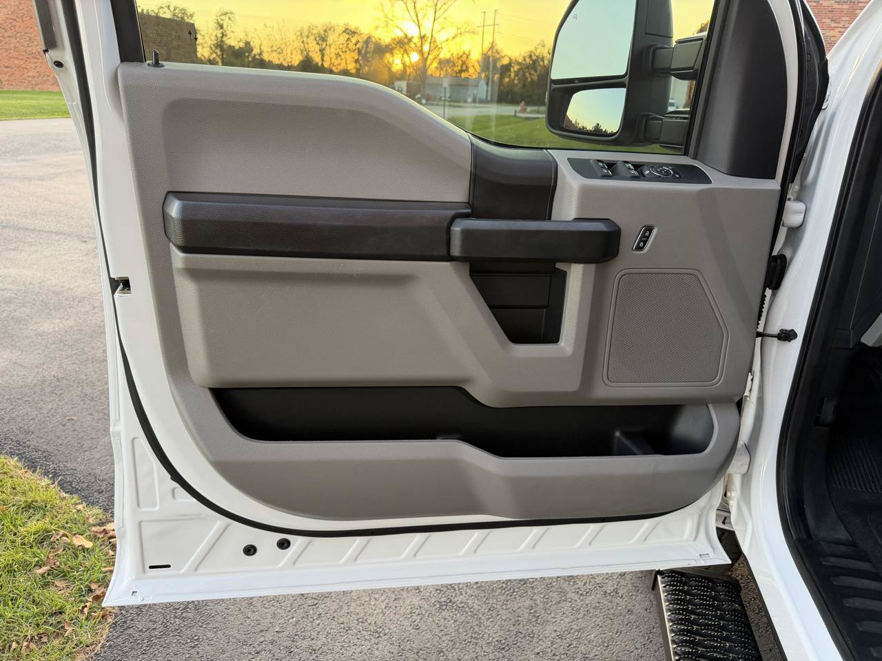 Used 2020 Ford F250 XL w/ Power Equipment Group AWD/4WD image 16