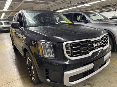 Used 2023 Kia Telluride S