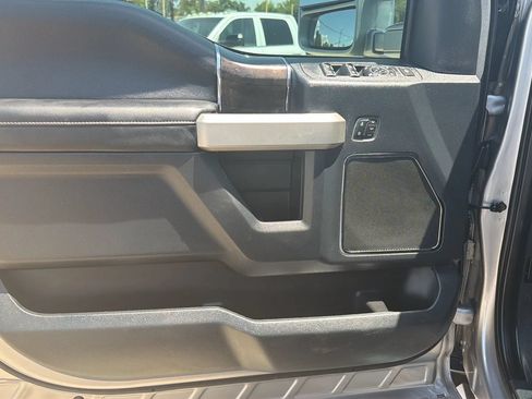 Used 2022 Ford F450 Lariat w/ Lariat Ultimate Package AWD/4WD image 12