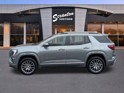 New 2026 GMC Terrain Denali w/ LPO, Floor Liner Package image 2