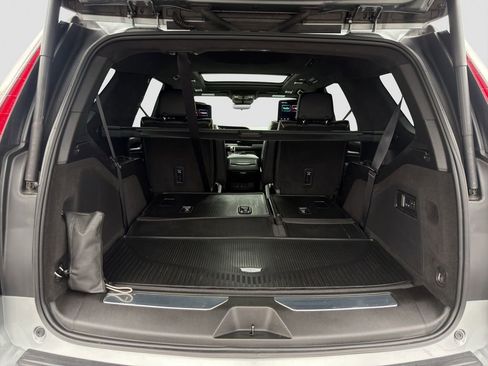 Used 2023 Cadillac Escalade Sport Platinum w/ LPO, ONYX Package AWD/4WD image 20
