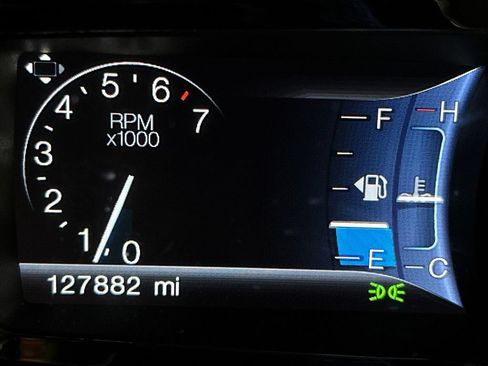 Used 2015 Lincoln MKX FWD w/ Equipment Group 102A image 17