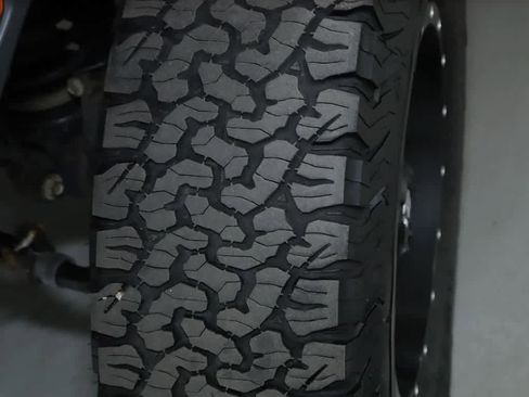 Used 2018 Jeep Wrangler Unlimited Sport S image 36