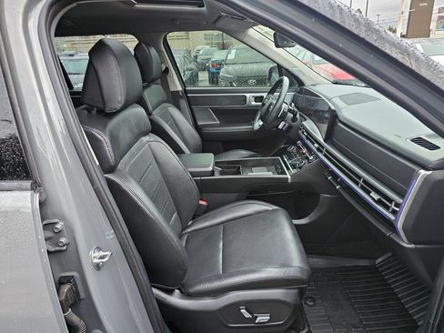 Used 2024 Hyundai Santa Fe Limited image 11