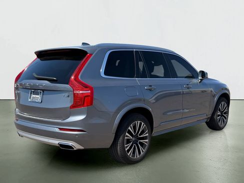 Used 2020 Volvo XC90 T5 Momentum w/ Protection Package Premier AWD/4WD image 4