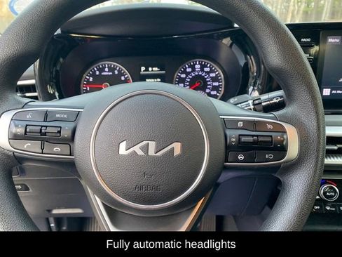 Used 2023 Kia K5 LXS image 8