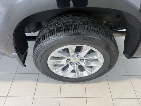 Used 2022 Chevrolet Silverado 1500 LTZ image 8