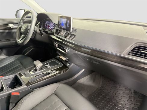 Used 2018 Audi Q5 2.0T Premium AWD/4WD image 28