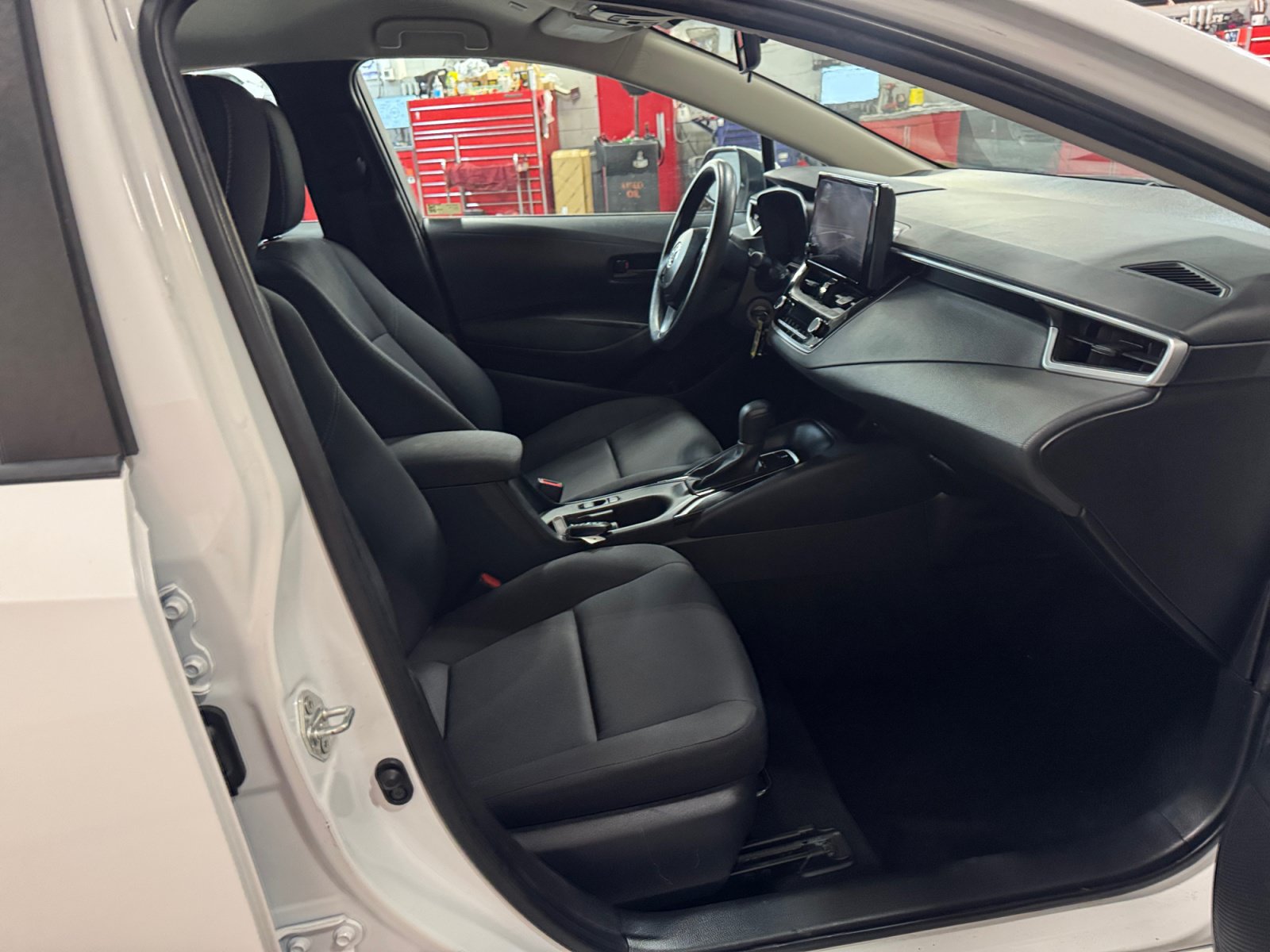 Certified 2024 Toyota Corolla LE FWD image 19