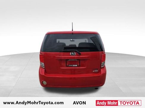 Used 2014 Scion xB FWD image 5