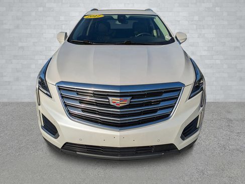 Used 2017 Cadillac XT5 Premium Luxury w/ Driver Assist Package image 3