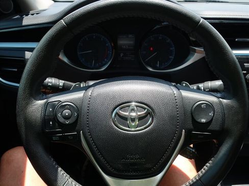 Used 2015 Toyota Corolla S FWD image 14