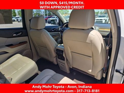 Used 2017 GMC Acadia Denali w/ Technology Package AWD/4WD image 38