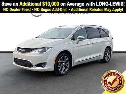 Used 2017 Chrysler Pacifica Limited