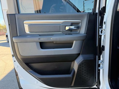 Used 2018 RAM 2500 Big Horn image 18