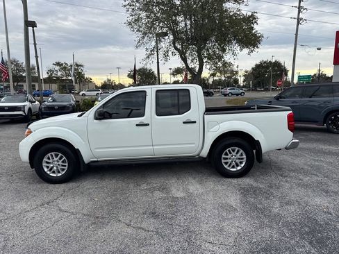 Used 2018 Nissan Frontier SV image 10