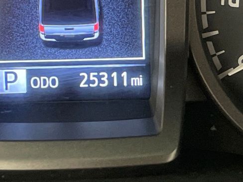 Certified 2023 Toyota Tacoma TRD Sport image 19